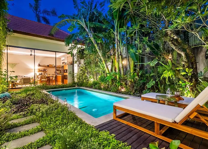 Tropical 2br With Private Pool In