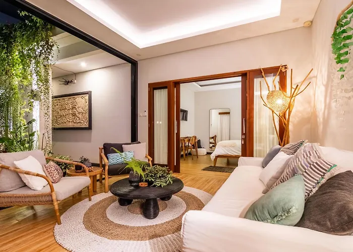 Tropical 2br With Private Pool In *