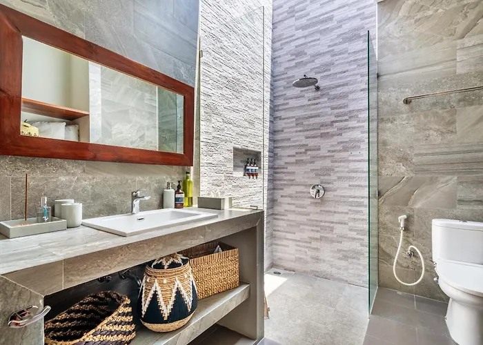 Villa Tropical 2br With Private Pool In Canggu