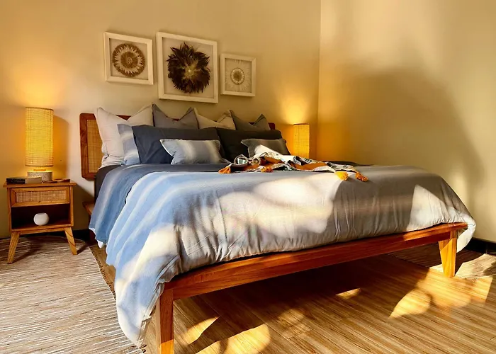Tropical 2br With Private Pool In *