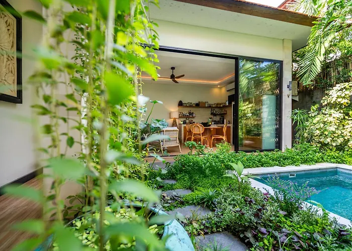Villa Tropical 2br With Private Pool In Canggu