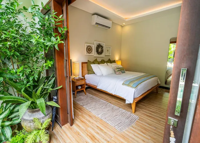 Tropical 2br With Private Pool In