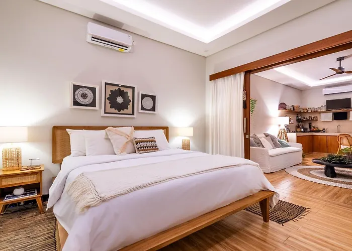 Tropical 2br With Private Pool In